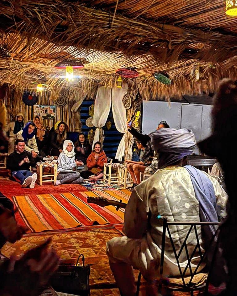 jaimas y campamento incluidos en una excursión Sahara Merzouga